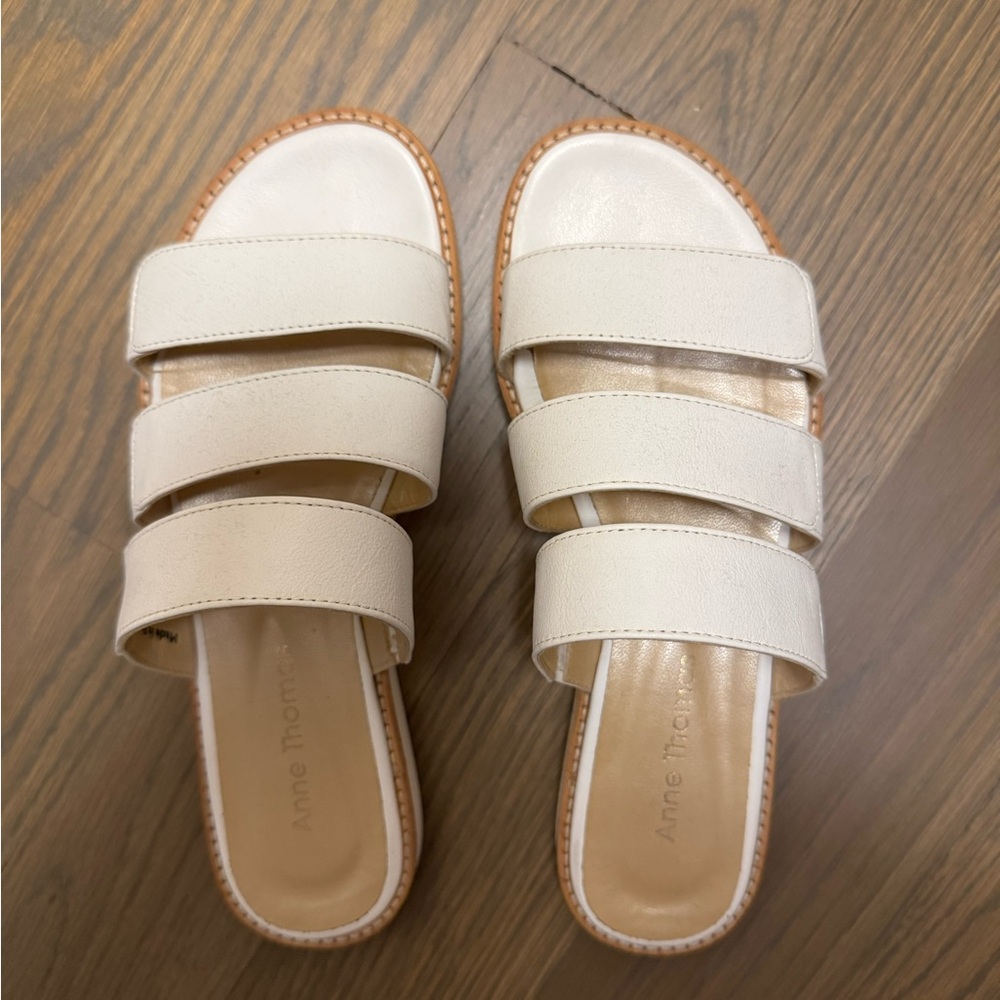 White Anne Thomas Women's Leather Sandals (flats)